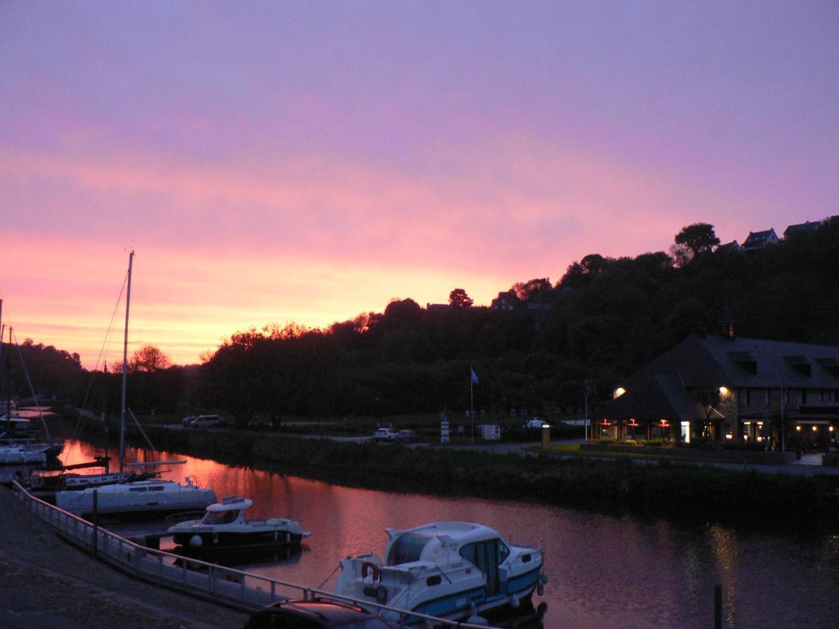 Sejour Confort Au Port De Dinan Exteriör bild